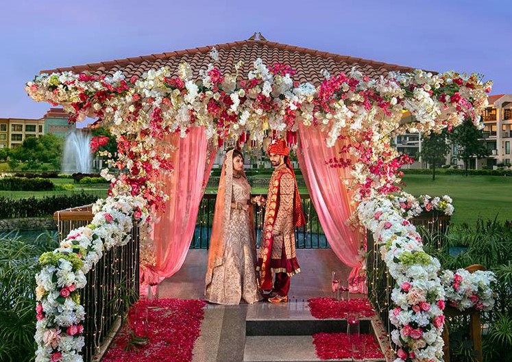 Explore 5 Star Wedding Venues in Agra