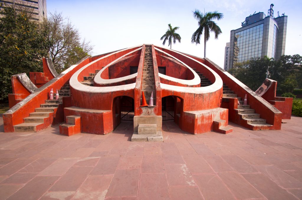 A Visitor’s Guide to Jantar Mantar, Delhi: History, Architecture, and Entry Fees